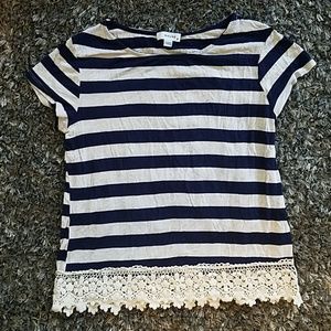 Striped shirt lace bottom sz m